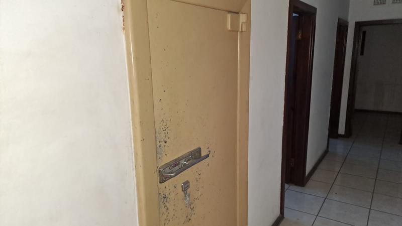 To Let commercial Property for Rent in Sydenham Eastern Cape